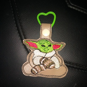 Mitten Baby Yoda